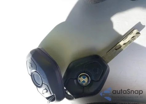 2004 BMW 325I из США, поврежденный, VIN WBAET37434NJ41965